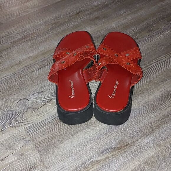 BareTraps red Lana Leather Sandals Sz 7.5 NWOT - Picture 4 of 8